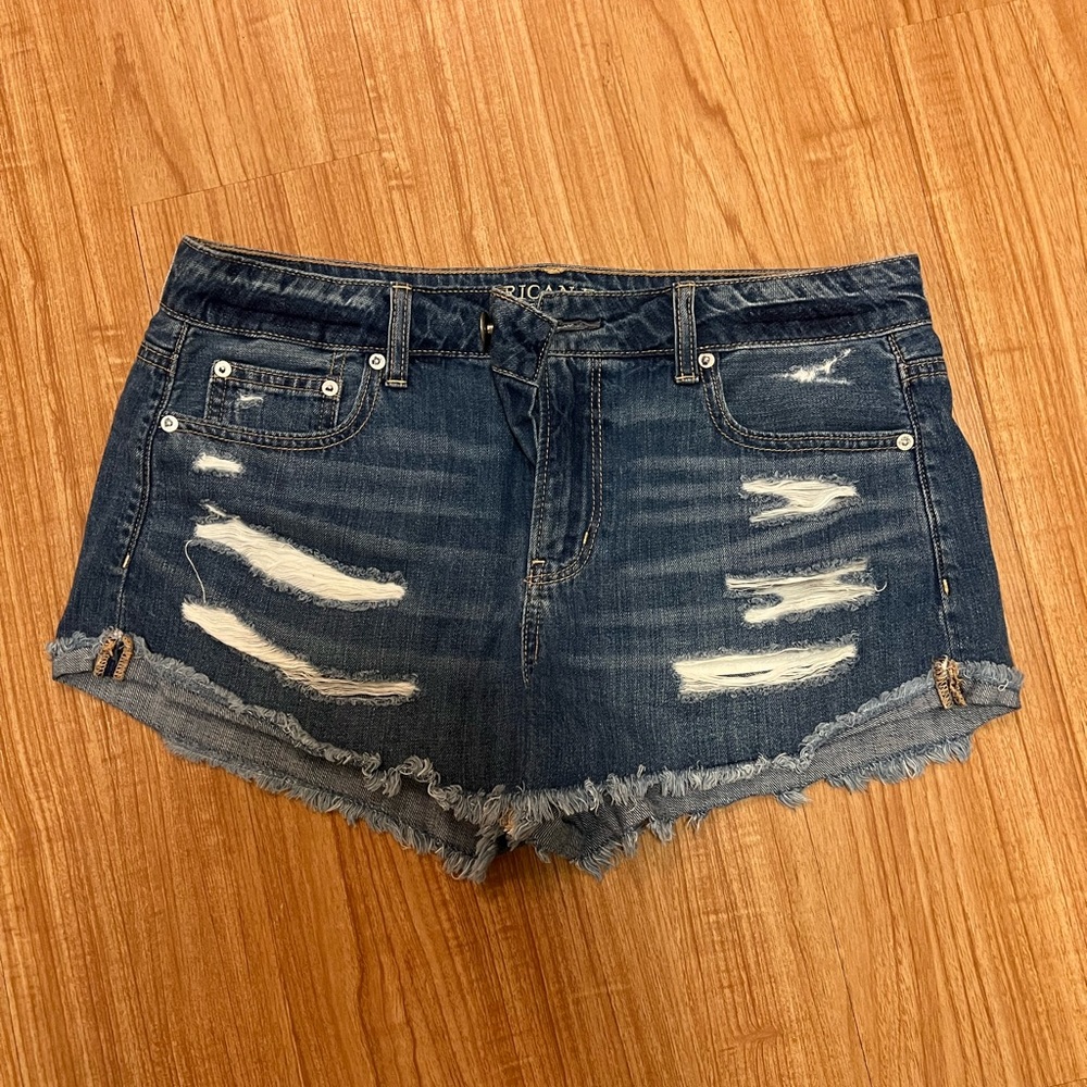 American Eagle Distressed Jean Short